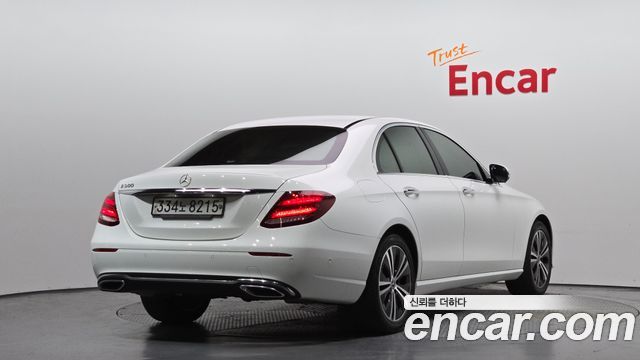 Mercedes-Benz E-Class E300 Avantgarde