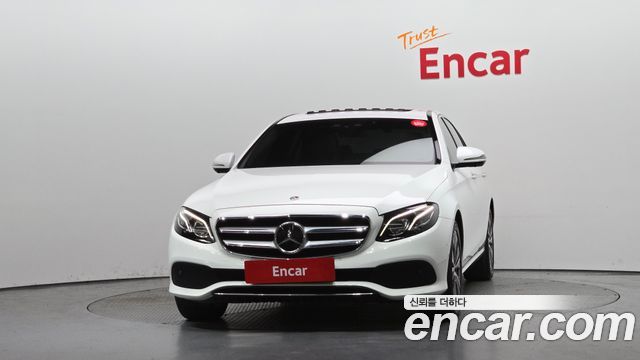 Mercedes-Benz E-Class E300 Avantgarde