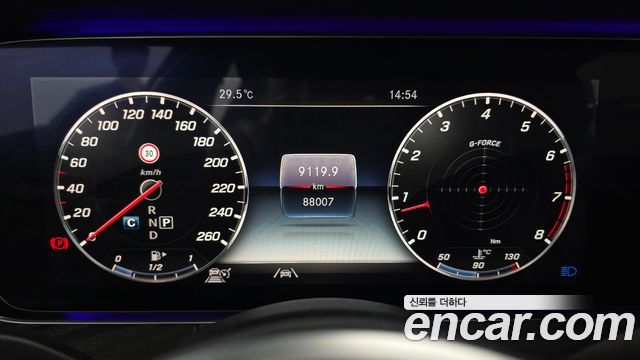 Mercedes-Benz E-Class E300 Avantgarde