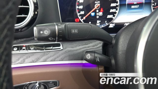 Mercedes-Benz E-Class E300 Avantgarde