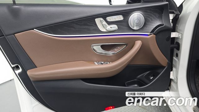 Mercedes-Benz E-Class E300 Avantgarde