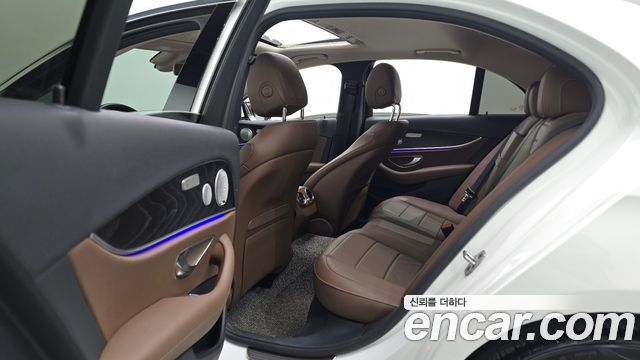Mercedes-Benz E-Class E300 Avantgarde