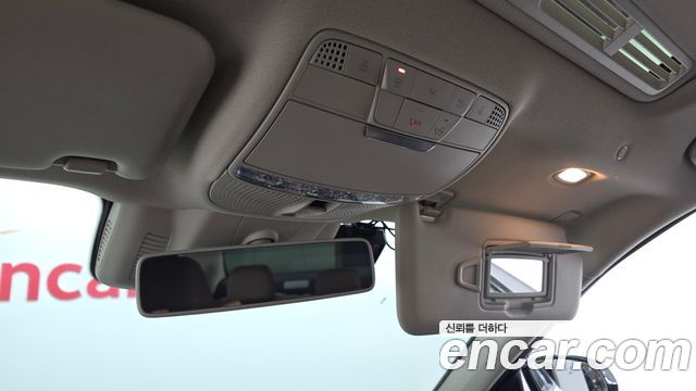 Mercedes-Benz E-Class E300 Avantgarde