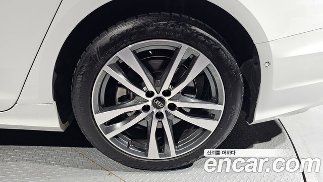 Audi A6 45 TFSI Premium