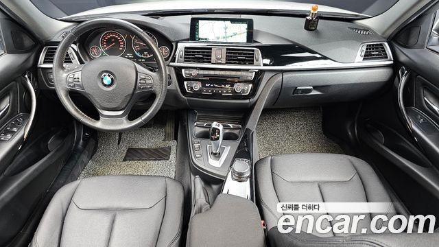 BMW 3-Series 320d