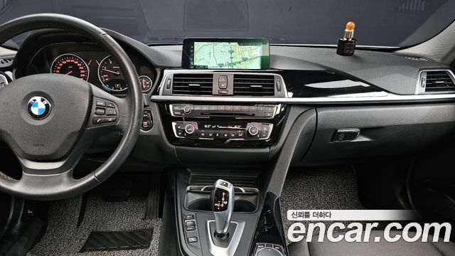 BMW 3-Series 320d