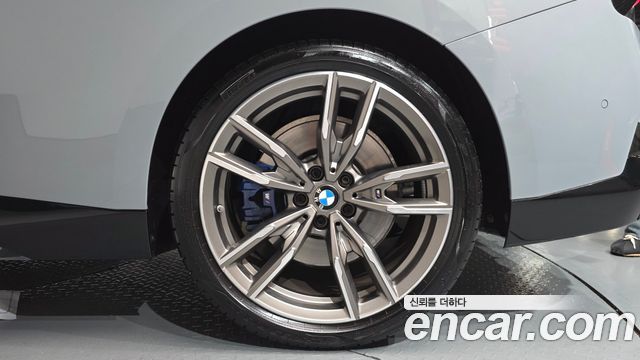 BMW 2-Series M240i xDrive Coupe