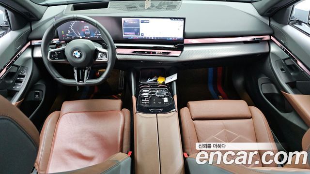 BMW 5-Series 530i xDrive M Sport