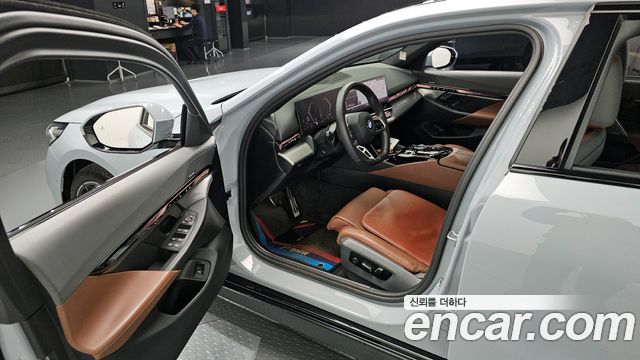BMW 5-Series 530i xDrive M Sport