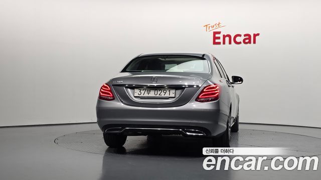 Mercedes-Benz C-Class C200 Avantgarde
