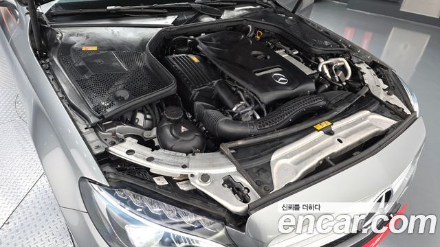 Mercedes-Benz C-Class C200 Avantgarde
