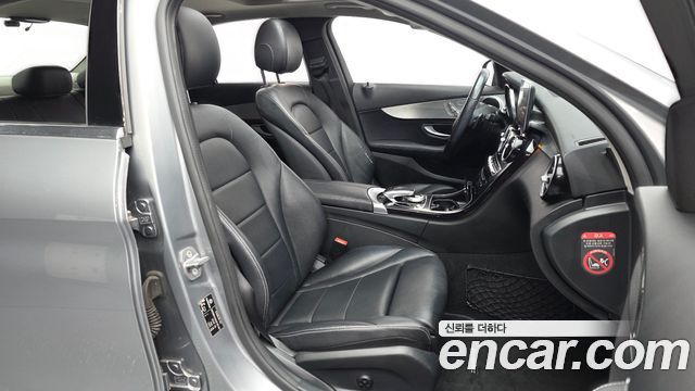 Mercedes-Benz C-Class C200 Avantgarde