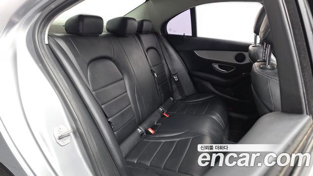 Mercedes-Benz C-Class C200 Avantgarde
