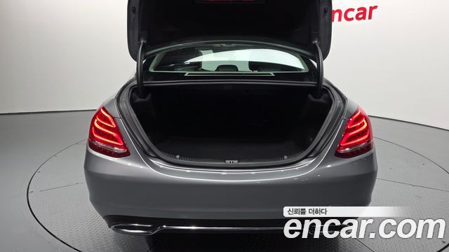 Mercedes-Benz C-Class C200 Avantgarde