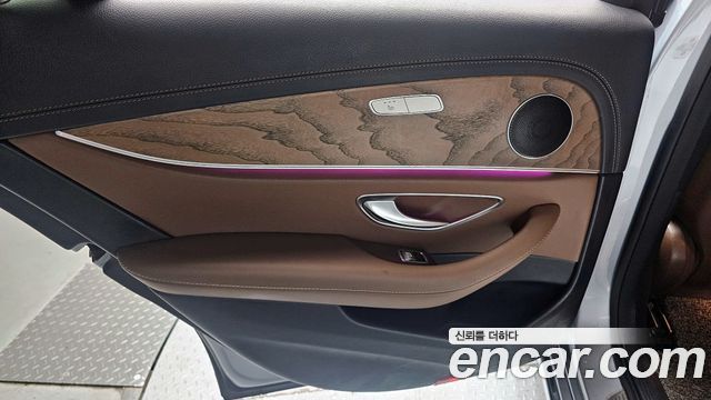 Mercedes-Benz E-Class E220d 4MATIC Exclusive