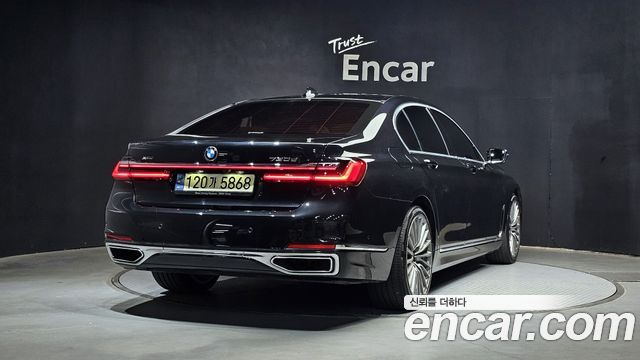 BMW 7-Series 730d xDrive Design Pure Excellence