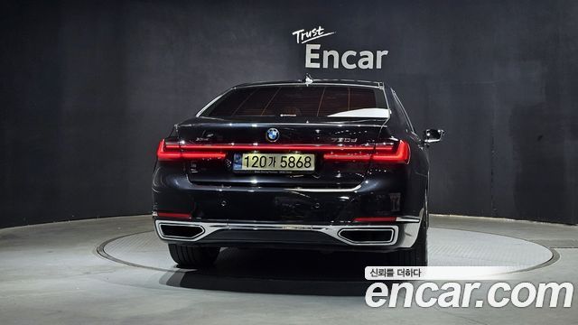 BMW 7-Series 730d xDrive Design Pure Excellence