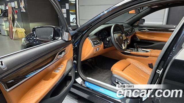 BMW 7-Series 730d xDrive Design Pure Excellence