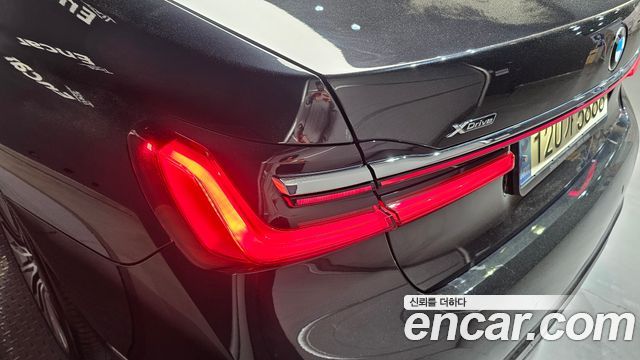 BMW 7-Series 730d xDrive Design Pure Excellence