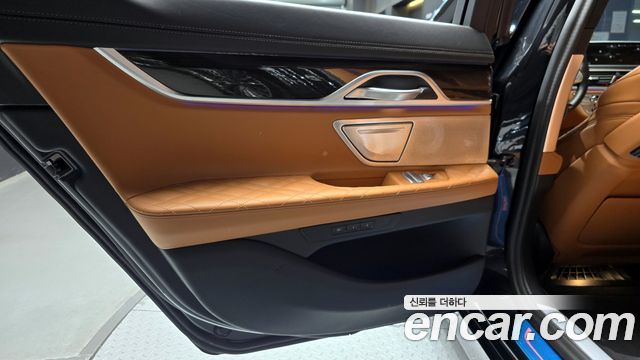 BMW 7-Series 730d xDrive Design Pure Excellence