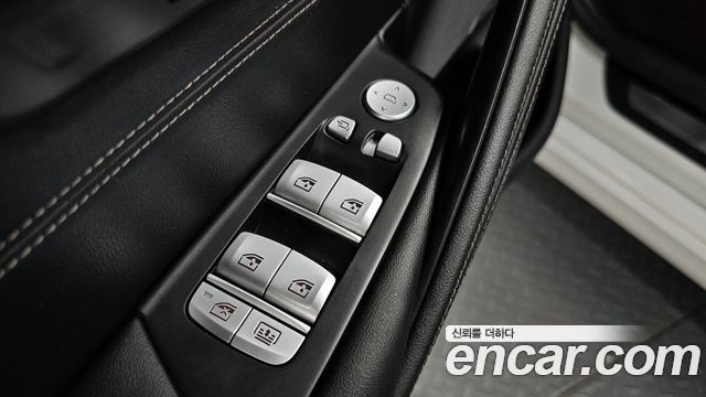 BMW 5-Series 530i xDrive Luxury