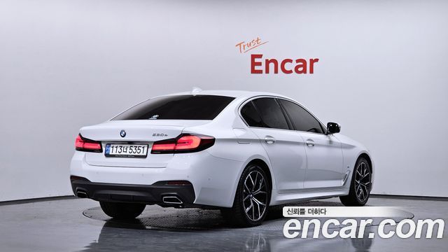 BMW 5-Series 530e M Sport