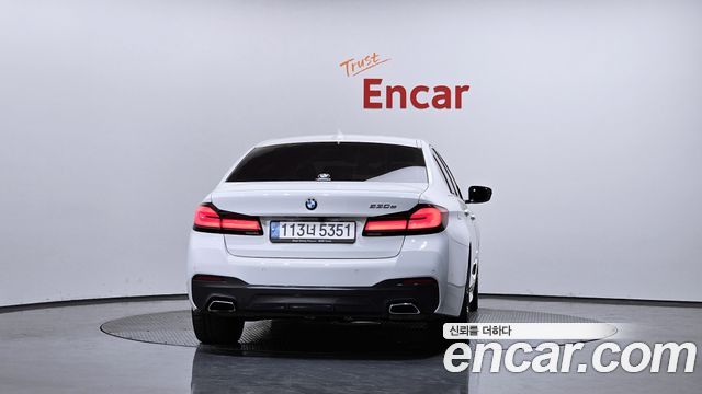 BMW 5-Series 530e M Sport