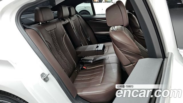 BMW 5-Series 530e M Sport