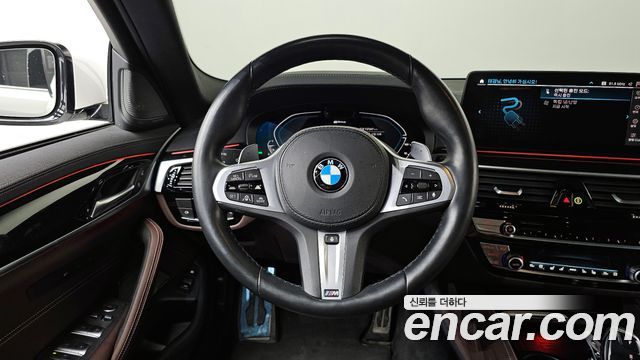 BMW 5-Series 530e M Sport