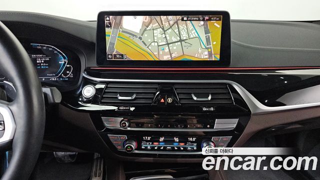 BMW 5-Series 530e M Sport