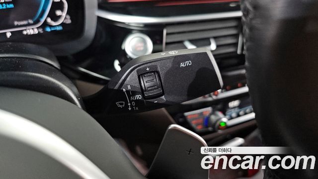 BMW 5-Series 530e M Sport