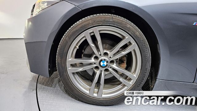 BMW 3-Series 320i M Sport
