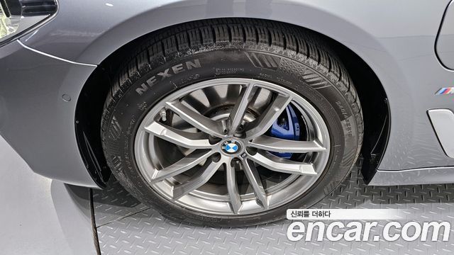 BMW 5-Series 530e M Sport
