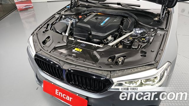 BMW 5-Series 530e M Sport