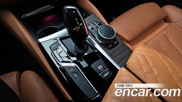 BMW 5-Series 530e M Sport