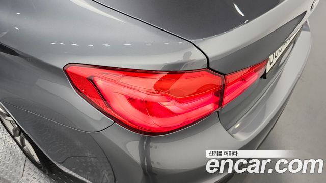 BMW 5-Series 530e M Sport