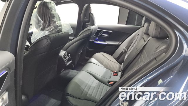 Mercedes-Benz C-Class C300 4MATIC AMG Line
