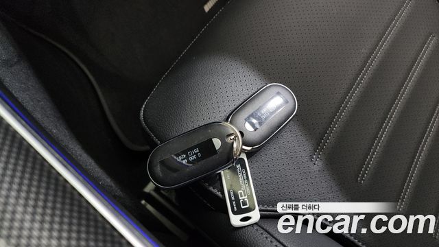 Mercedes-Benz C-Class C300 4MATIC AMG Line