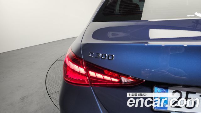 Mercedes-Benz C-Class C300 4MATIC AMG Line