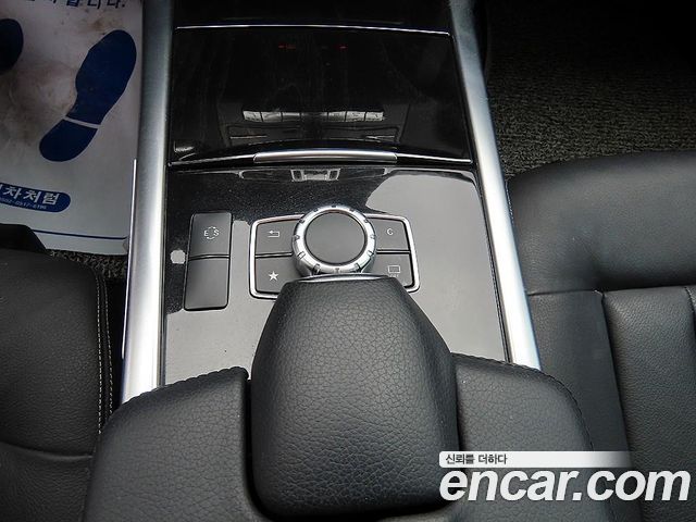 Mercedes-Benz E-Class E300 4MATIC Avantgarde