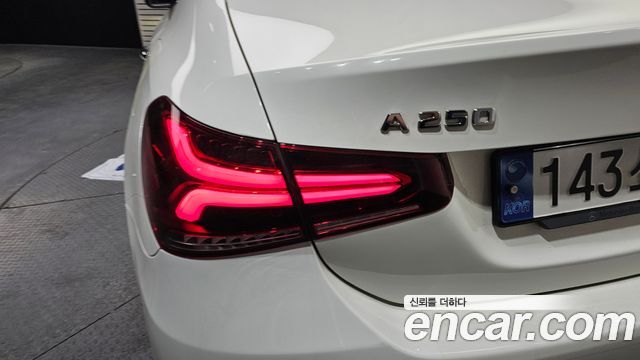Mercedes-Benz A-Class A250 4MATIC Sedan