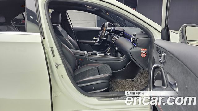Mercedes-Benz A-Class A250 4MATIC Sedan