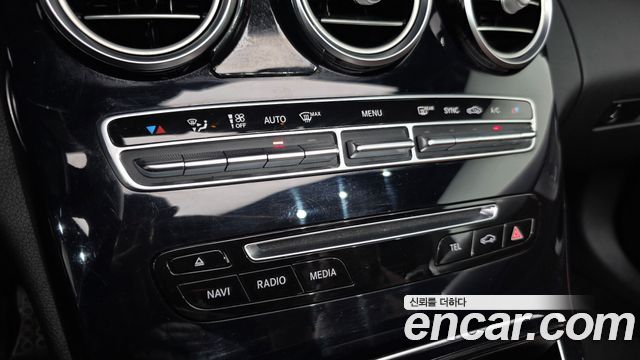 Mercedes-Benz C-Class C200 Cabriolet