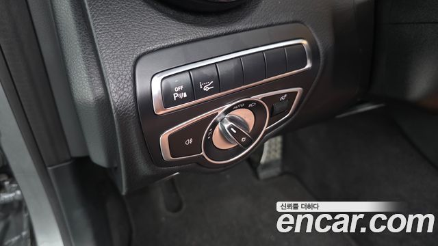 Mercedes-Benz C-Class C200 Cabriolet