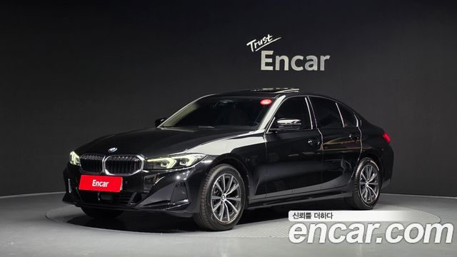 BMW 3-Series 320i