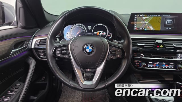 BMW 5-Series 530i M Sport Package Plus