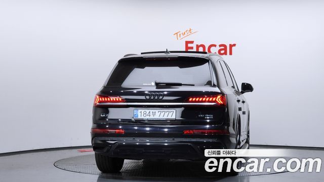 Audi Q7 55 TFSI Quattro Premium