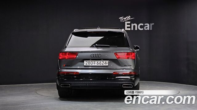 Audi Q7 45 TFSI Quattro