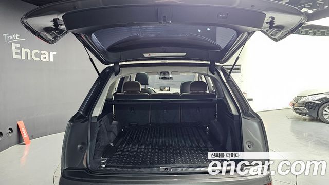 Audi Q7 45 TFSI Quattro