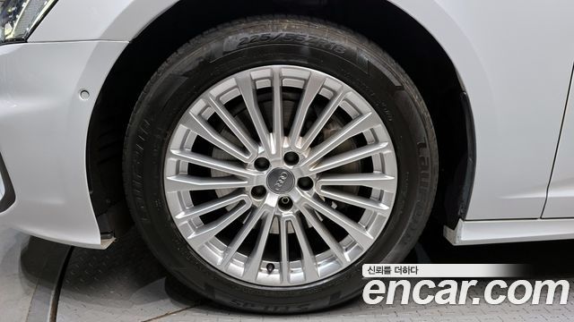 Audi A6 45 TFSI Premium